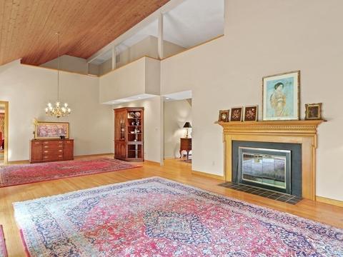 2 Hunt Dr, Dover, MA 02030 photo 4