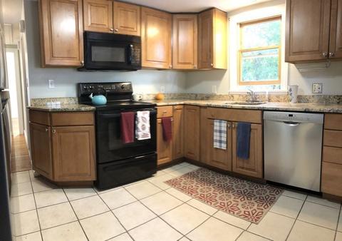25 Mitchell St, Randolph, MA 02368 photo 3