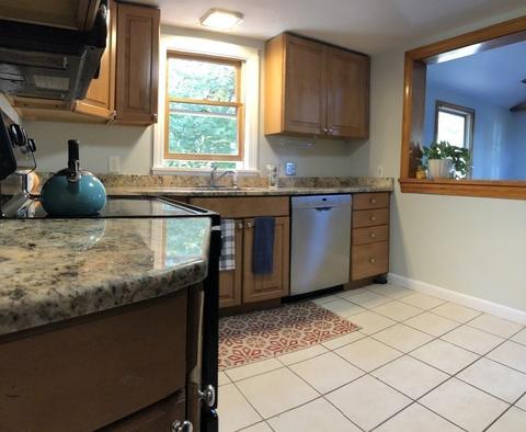 25 Mitchell St, Randolph, MA 02368 photo 4