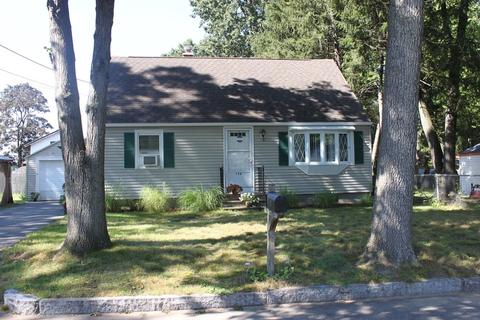 136 Temby St, Springfield, MA 01119 photo 1