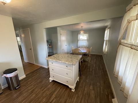 136 Temby St, Springfield, MA 01119 photo 6