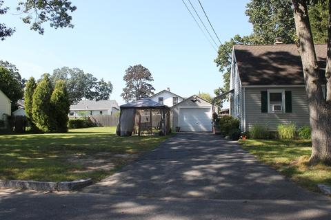 136 Temby St, Springfield, MA 01119 photo 19