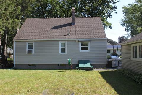 136 Temby St, Springfield, MA 01119 photo 21