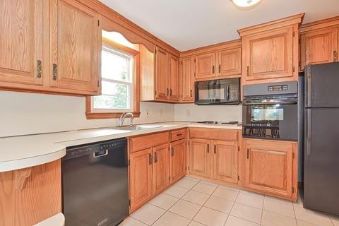7 Chicatabut Dr, Walpole, MA 02081 photo 15
