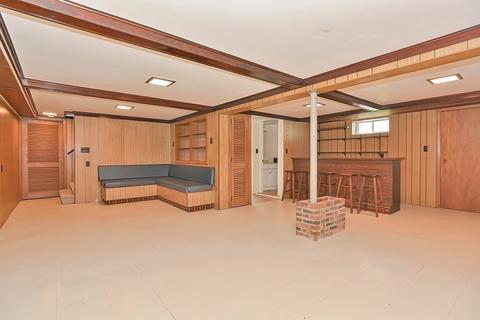 7 Chicatabut Dr, Walpole, MA 02081 photo 34