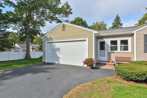 7 Chicatabut Dr, Walpole, MA 02081 photo 6