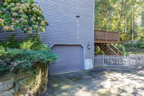 137 Glen Ave, Upton, MA 01568 photo 32