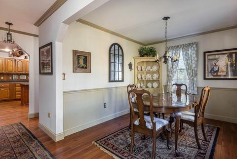 137 Glen Ave, Upton, MA 01568 photo 8