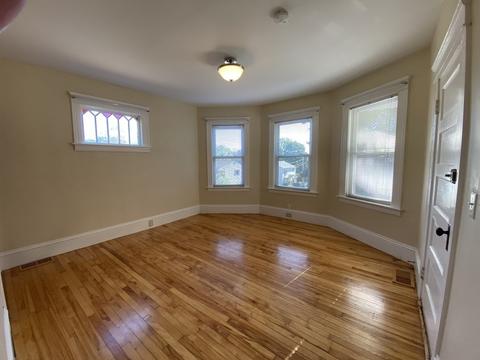 15 Mcgill St, Worcester, MA 01607 photo 12