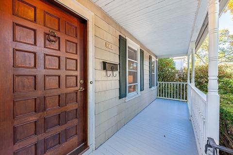 20 Colburn St, Dedham, MA 02026 photo 4