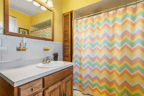 52 Clark St, Worcester, MA 01606 photo 34
