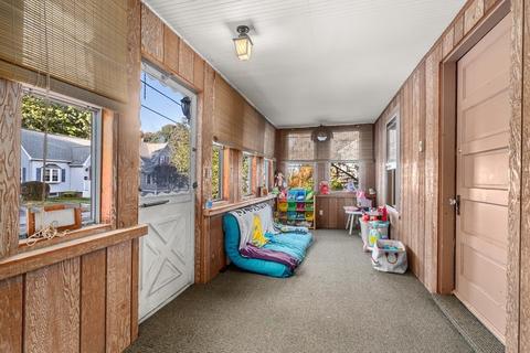52 Clark St, Worcester, MA 01606 photo 23
