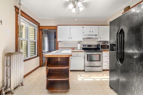 52 Clark St, Worcester, MA 01606 photo 15