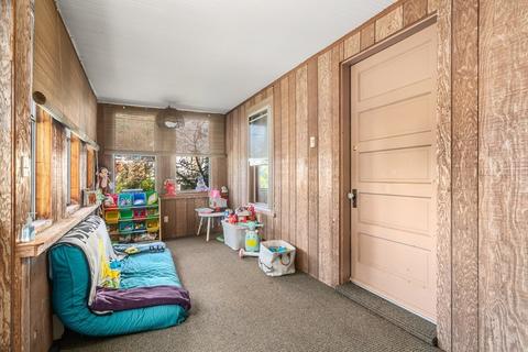 52 Clark St, Worcester, MA 01606 photo 24