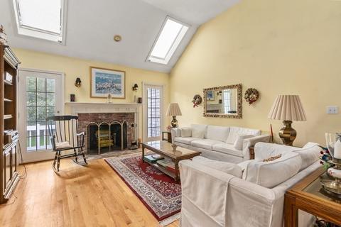96 Regatta Dr, Barnstable, MA 02632 photo 6