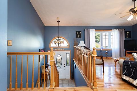 81 Dewey St, Fall River, MA 02720 photo 13