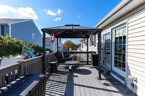 81 Dewey St, Fall River, MA 02720 photo 32