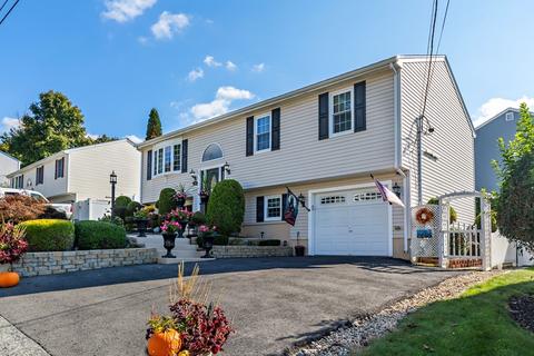 81 Dewey St, Fall River, MA 02720 photo 2