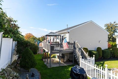 81 Dewey St, Fall River, MA 02720 photo 33
