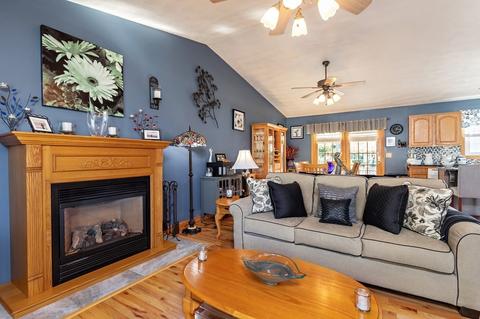 81 Dewey St, Fall River, MA 02720 photo 10