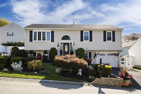 81 Dewey St, Fall River, MA 02720 photo 1