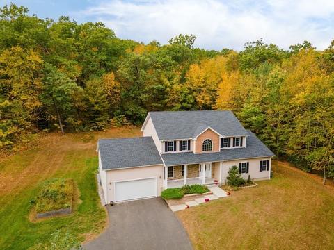 32 Bissonnette Cir, Southampton, MA 01073 photo 38