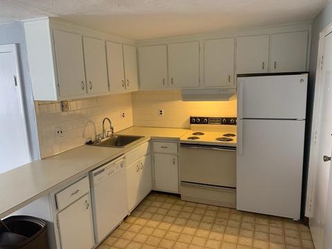 15 Staples Ave #32, Everett, MA 02149 photo 3