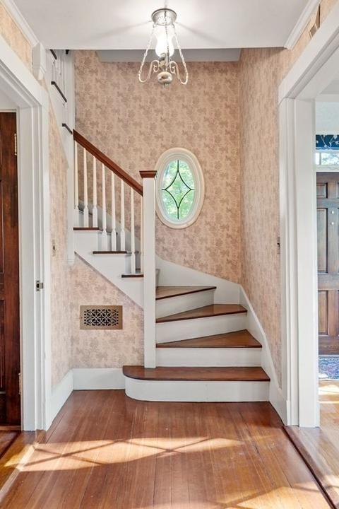 183 Hart St, Beverly, MA 01915 photo 18