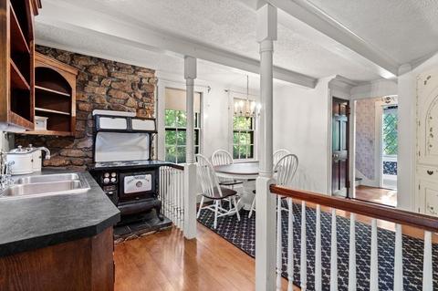 183 Hart St, Beverly, MA 01915 photo 8