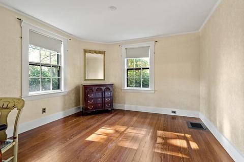 183 Hart St, Beverly, MA 01915 photo 14
