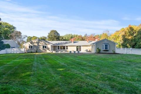 8 Pine Grv, Hingham, MA 02043 photo 2