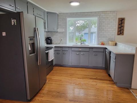 61 Simonich Cir, Chicopee, MA 01013 photo 9