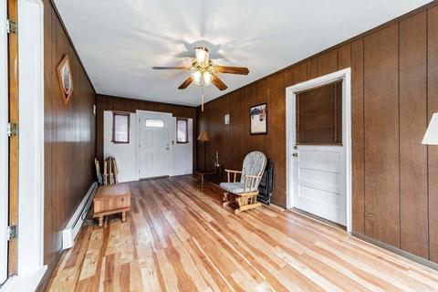 118 Terimar St, Chicopee, MA 01013 photo 9