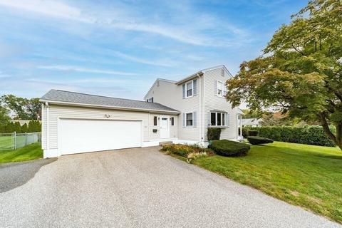 118 Terimar St, Chicopee, MA 01013 photo 4