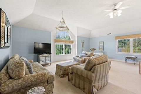 2 Suffolk Cir, Andover, MA 01810 photo 21
