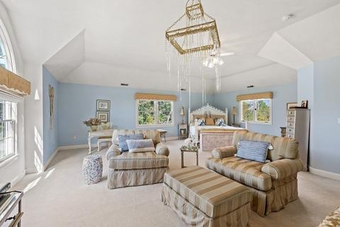 2 Suffolk Cir, Andover, MA 01810 photo 22