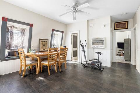 42 Ash St, Fall River, MA 02724 photo 8