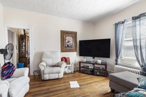 42 Ash St, Fall River, MA 02724 photo 7