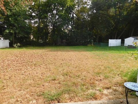 10 Putnam Dr, Westfield, MA 01085 photo 5
