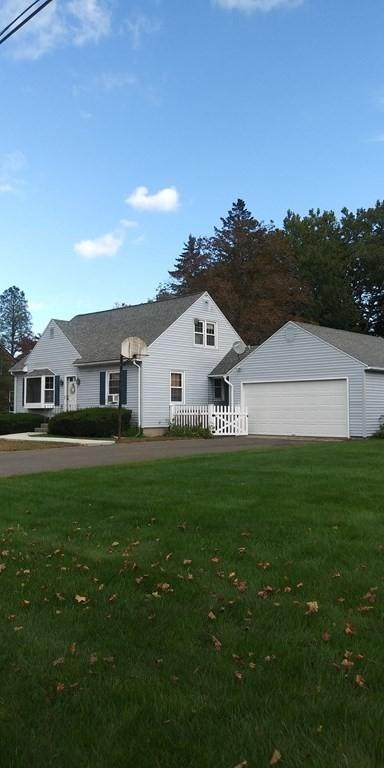10 Putnam Dr, Westfield, MA 01085 photo 3