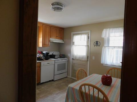 10 Putnam Dr, Westfield, MA 01085 photo 12