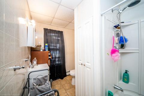 203 Wamsutta St, Fall River, MA 02723 photo 14