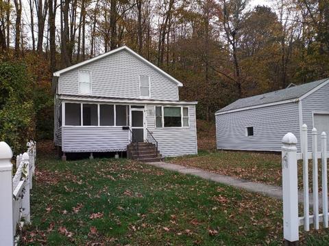 95 C St, Athol, MA 01331 photo 2