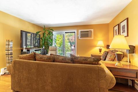 5 Washington St #C1, Reading, MA 01867 photo 4