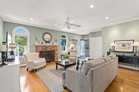 8 Beacon St, Danvers, MA 01923 photo 19