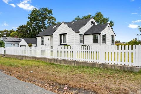 5 Exeter St, Lawrence, MA 01843 photo 3