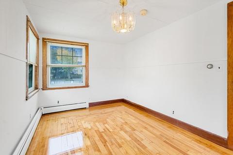5 Exeter St, Lawrence, MA 01843 photo 9