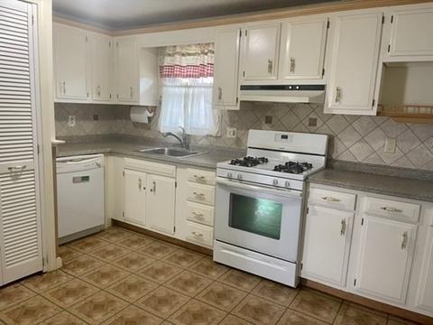 25 Camardo Dr, Wareham, MA 02571 photo 11