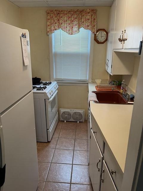 222 Griffin St, Fall River, MA 02724 photo 8
