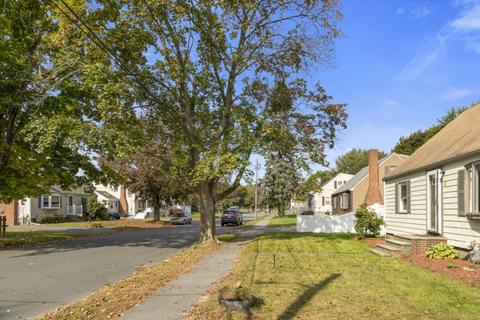9 Walter Rd, Danvers, MA 01923 photo 3